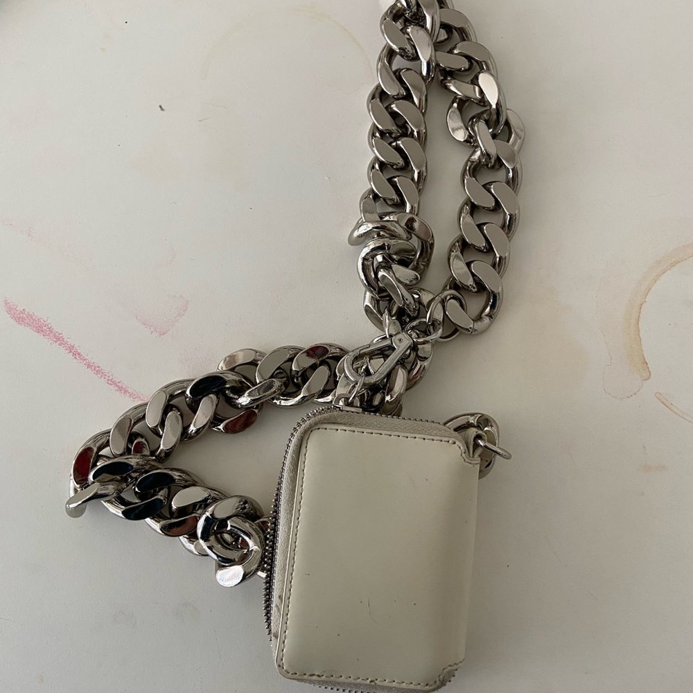 Kara bike wallet white
